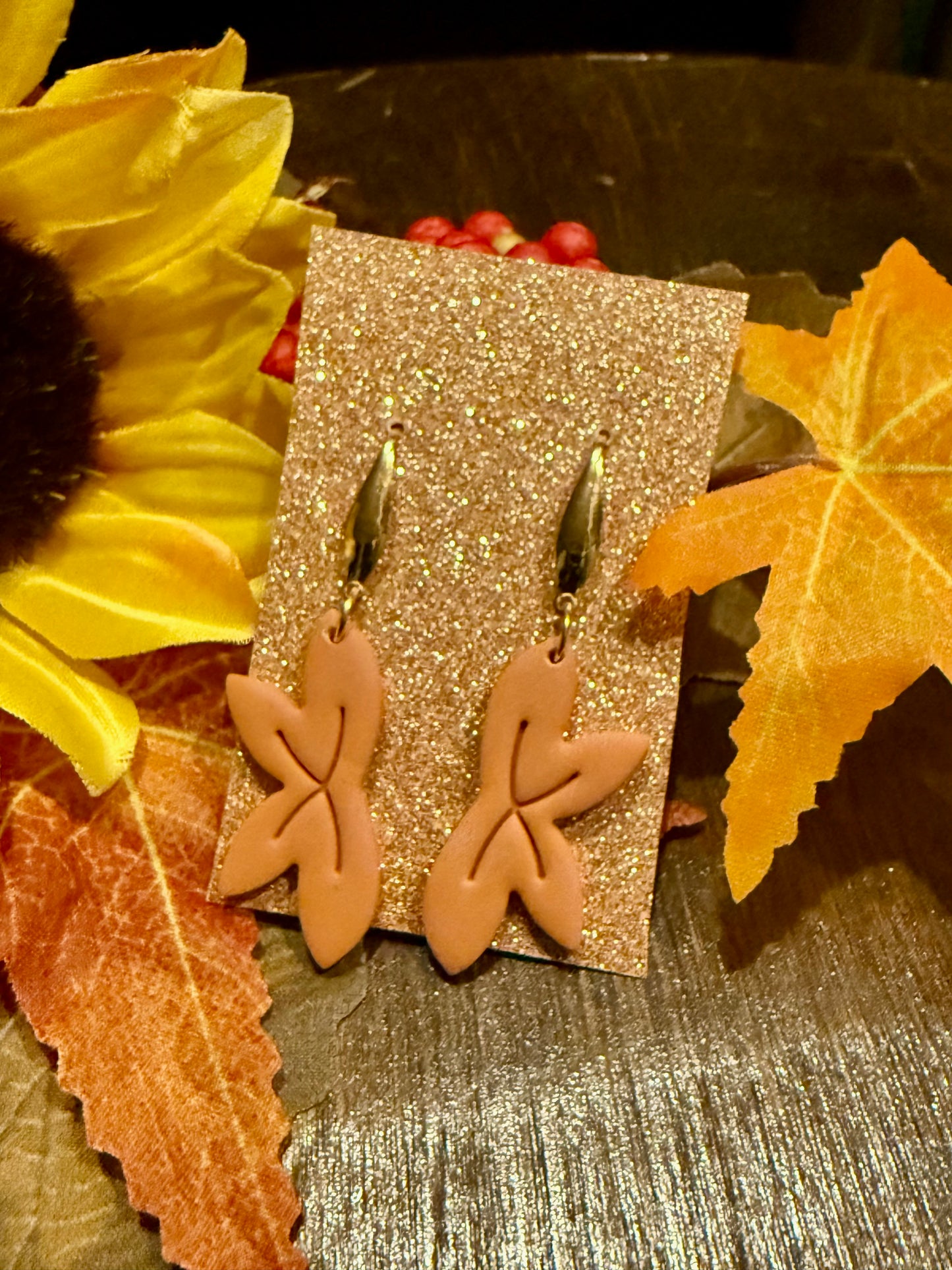 Simple Fall Leaf Dangles